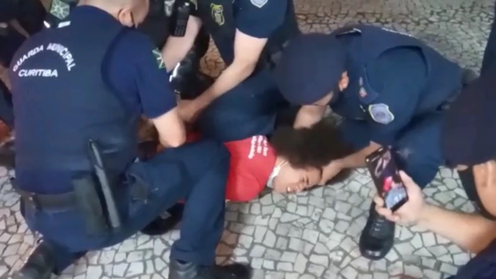 Vereador do PT é preso durante protesto contra Jair Bolsonaro #Acesse  Política | O site de política mais acessado da Bahia!